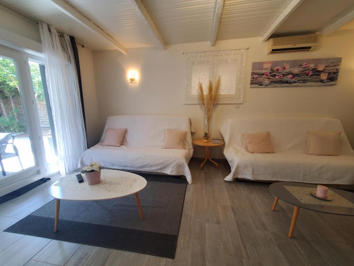 Appartement Port T2 58m2 Climatise Avec Terrasse, Parki Fréjus